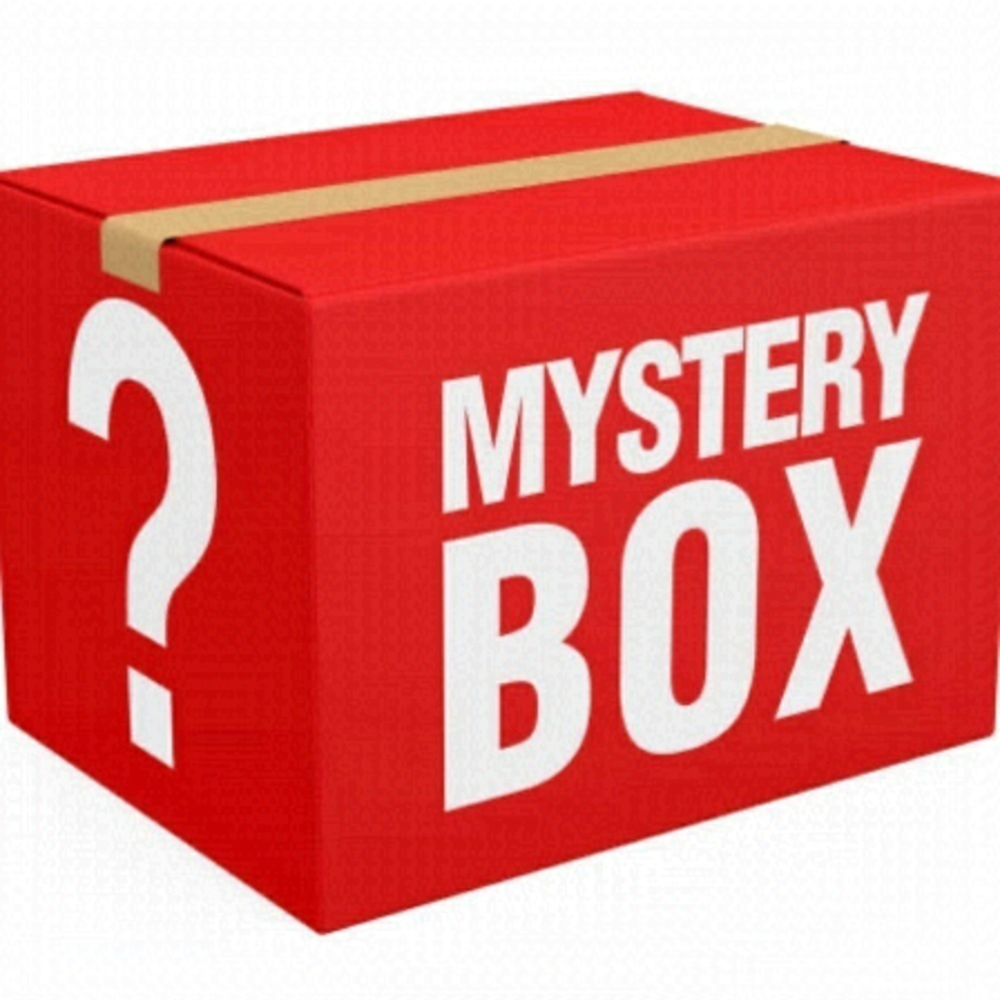 𝅺Brand Name Boy’s Size 10-12 Years Mystery Box, 10 Items, All Seasons, Preloved